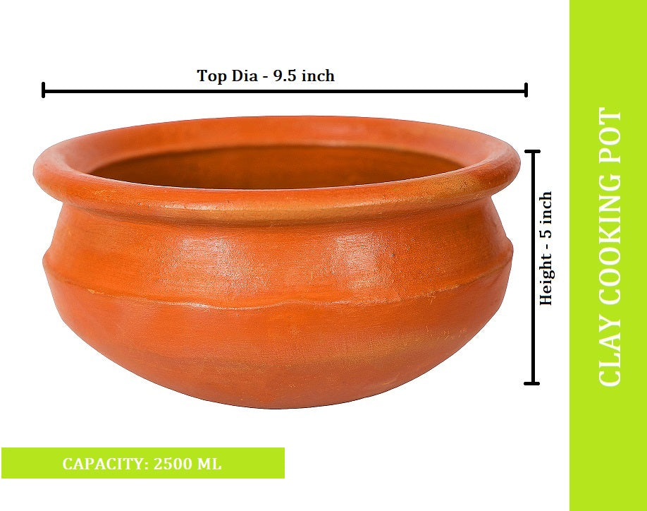 Earthen Clay Cooking Pot / Meen Kulambu Chatti (2500 ML)