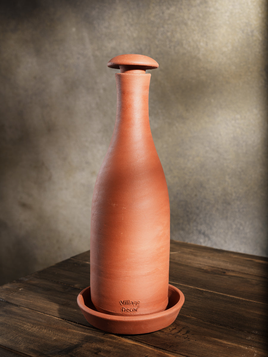 Terracotta Clay Water Bottle With Tray (Pre-seasoned) - 800 ml