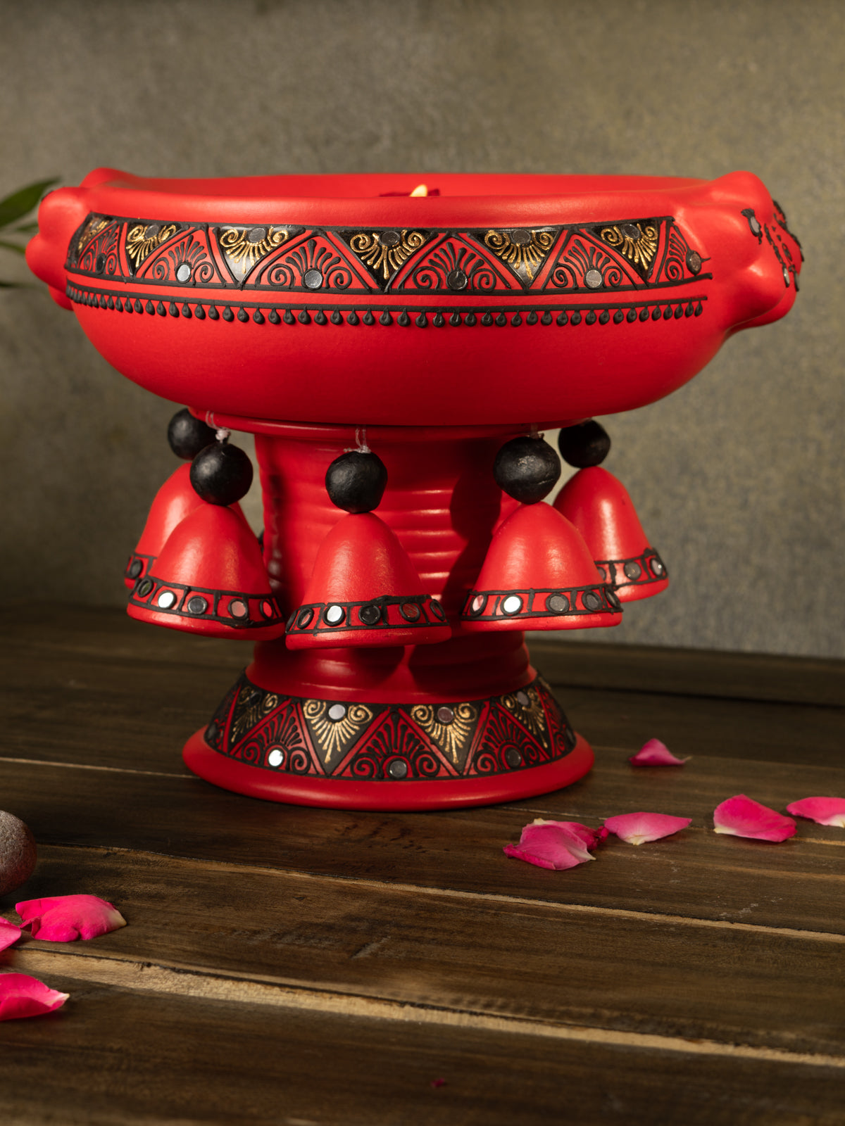 Terracotta Decorative Flower urli with stand Red - 8.5inch