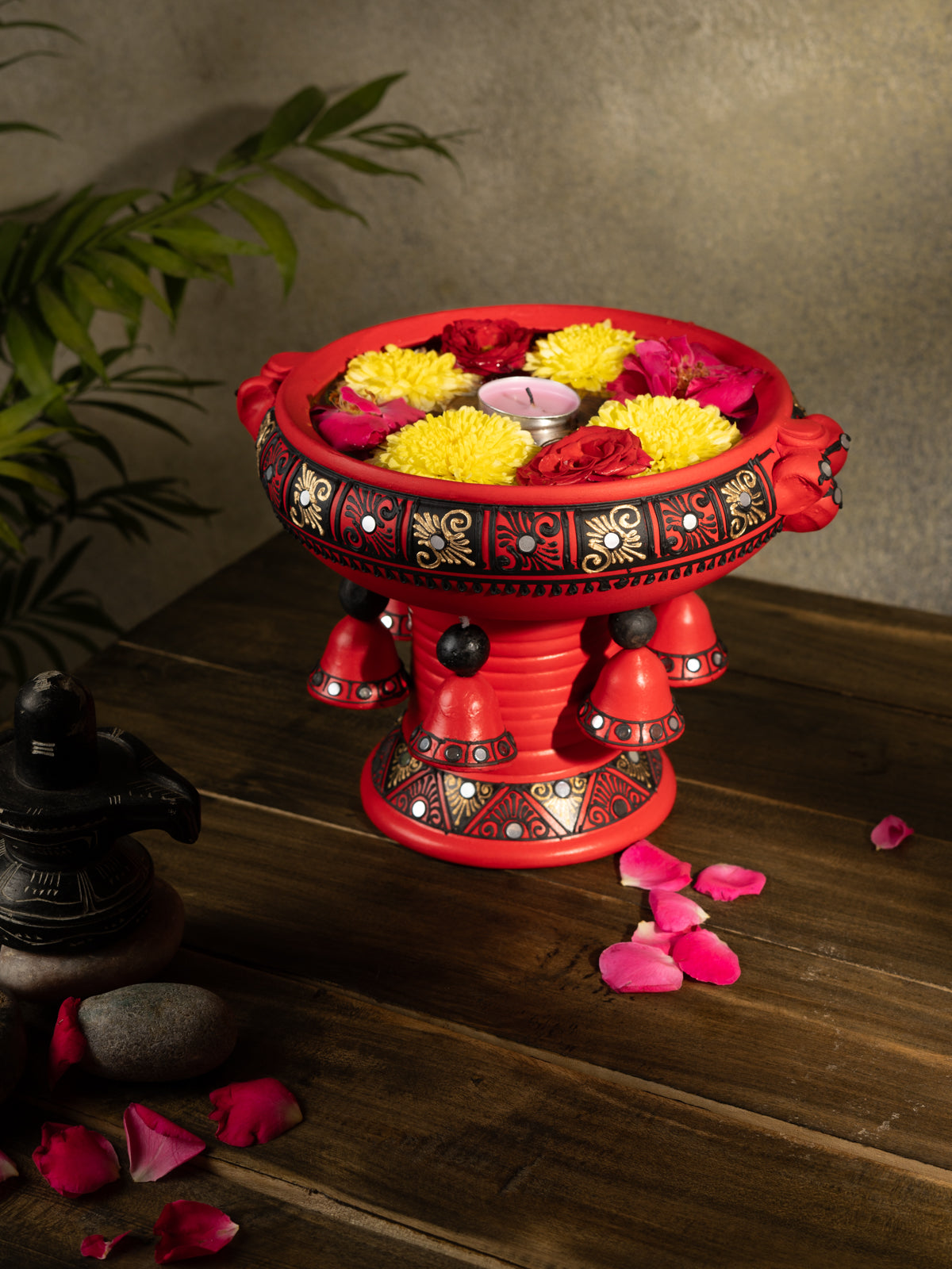 Terracotta Decorative Flower urli with stand Red - 6inch
