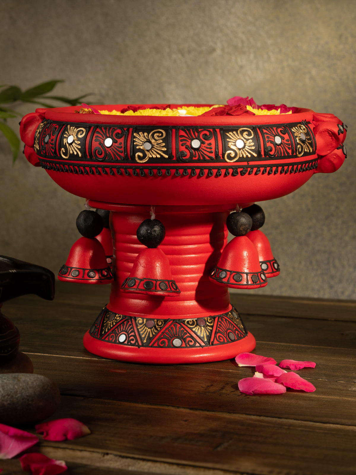 Terracotta Decorative Flower urli with stand Red - 6inch