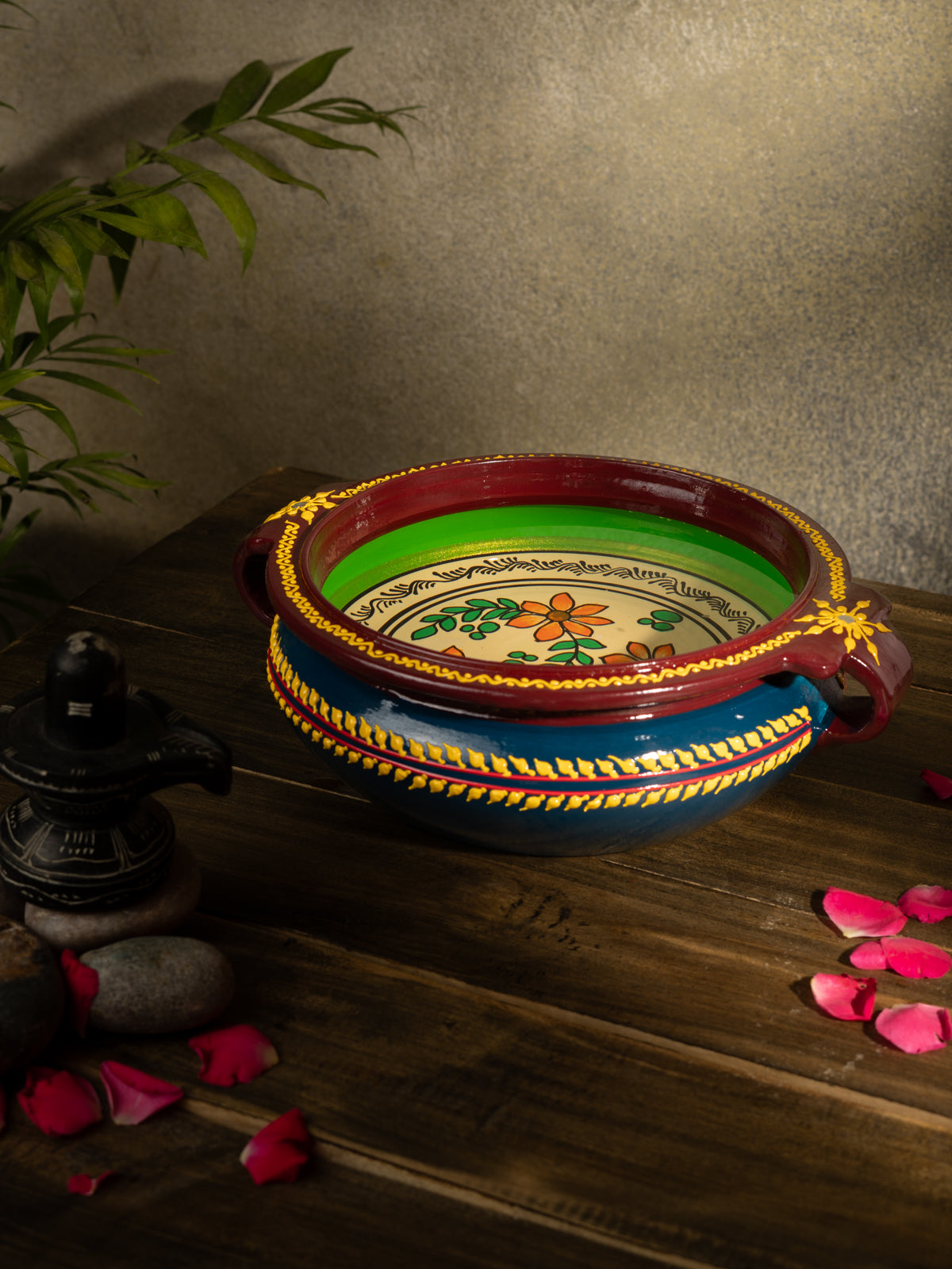 Hand Painted  Terracotta urli/Decorative Bowl (Green)