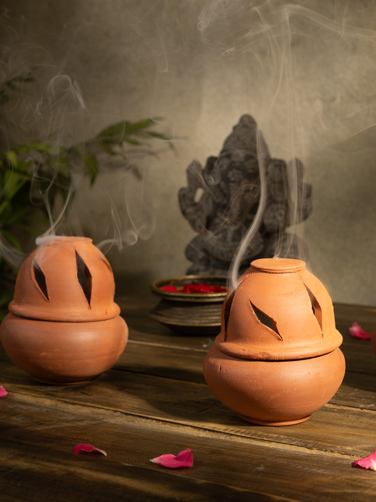 Earthen Clay Sambrani Holder with lid Pack-3