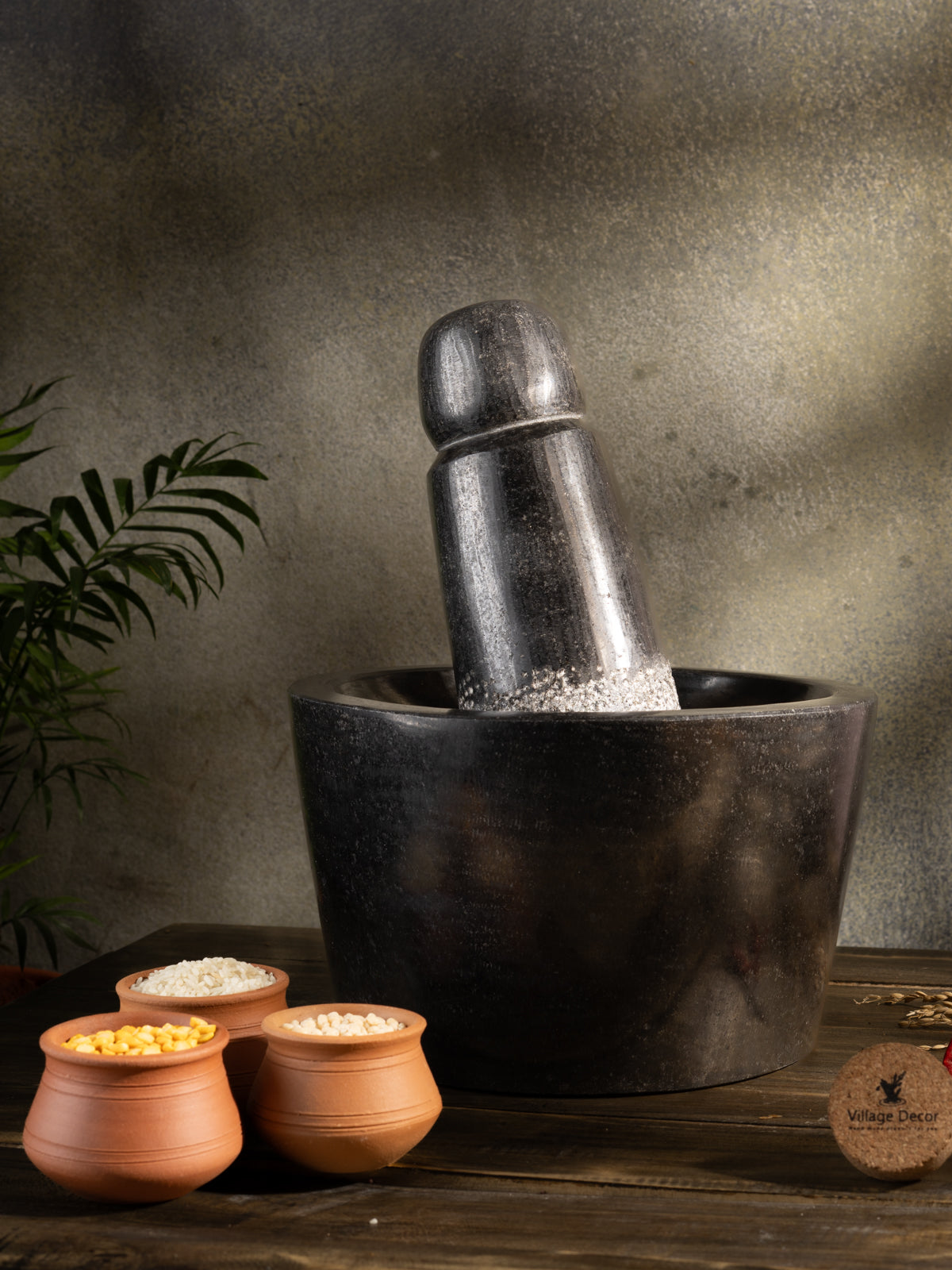 Black Stone Polished Attukal | Rubbu Rollu | Mortar & Pestle (B * H - 10 * 6 inch)