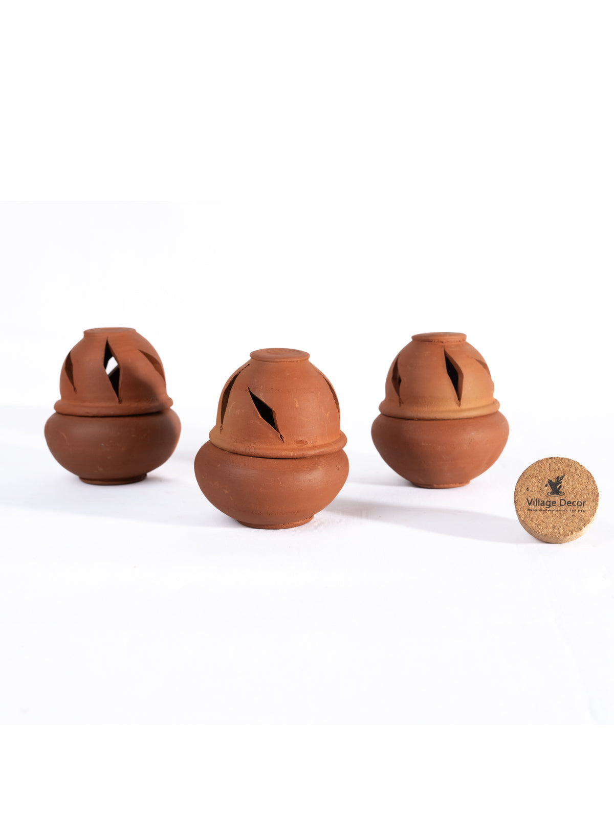 Earthen Clay Sambrani Holder with lid Pack-3