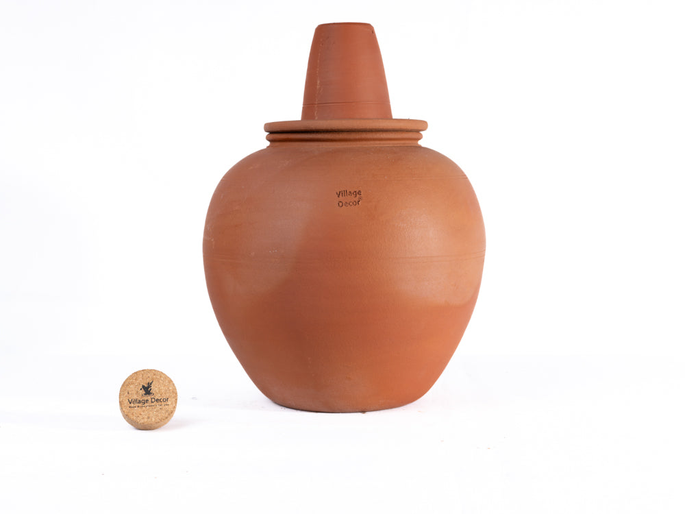 Village Decor Earthen Clay Water Pot with Lid (Pre-seasoned) 6000 ml