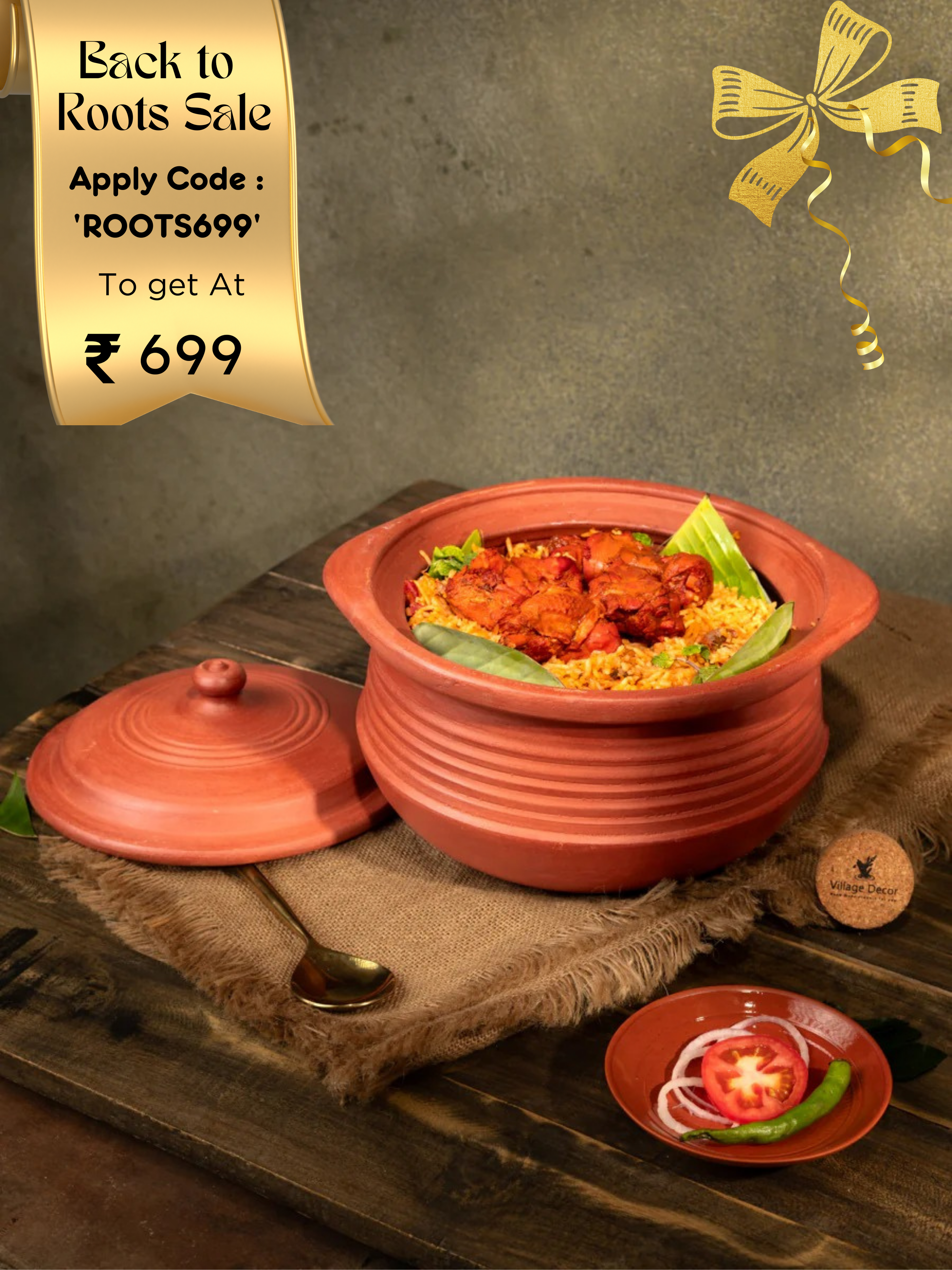 Earthen clay cooking pot ideal for preparing a variety of traditional dishes like Sambar, Kootu, Kuruma, Gravy, Dry Curry, and Biryani.