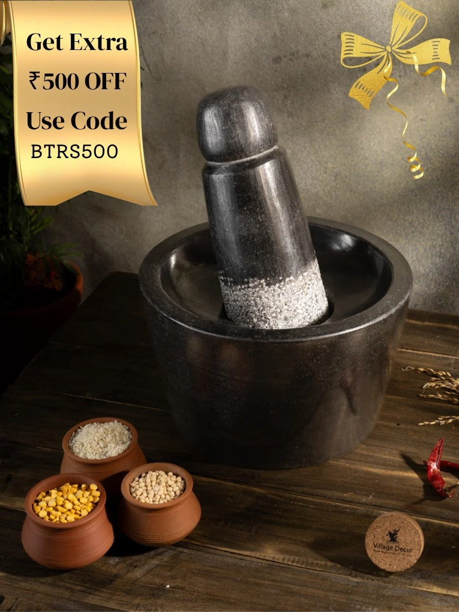 Rubbu rolu Traditional Mortar & Pestle on white background.
